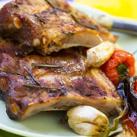 Πανσιόν Tan Neputi Art&cooking *
