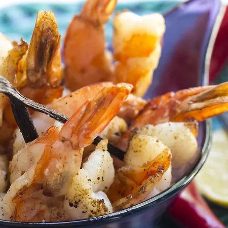Πανσιόν Tan Neputi Art&cooking *